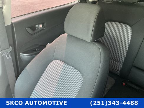 Used 2021 Hyundai Kona SE AWD/4WD image 27