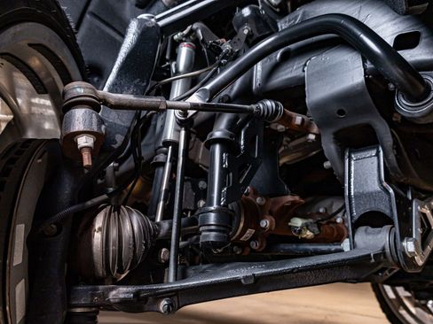 Used 2022 Chevrolet Silverado 2500 LT w/ Convenience Package image 13