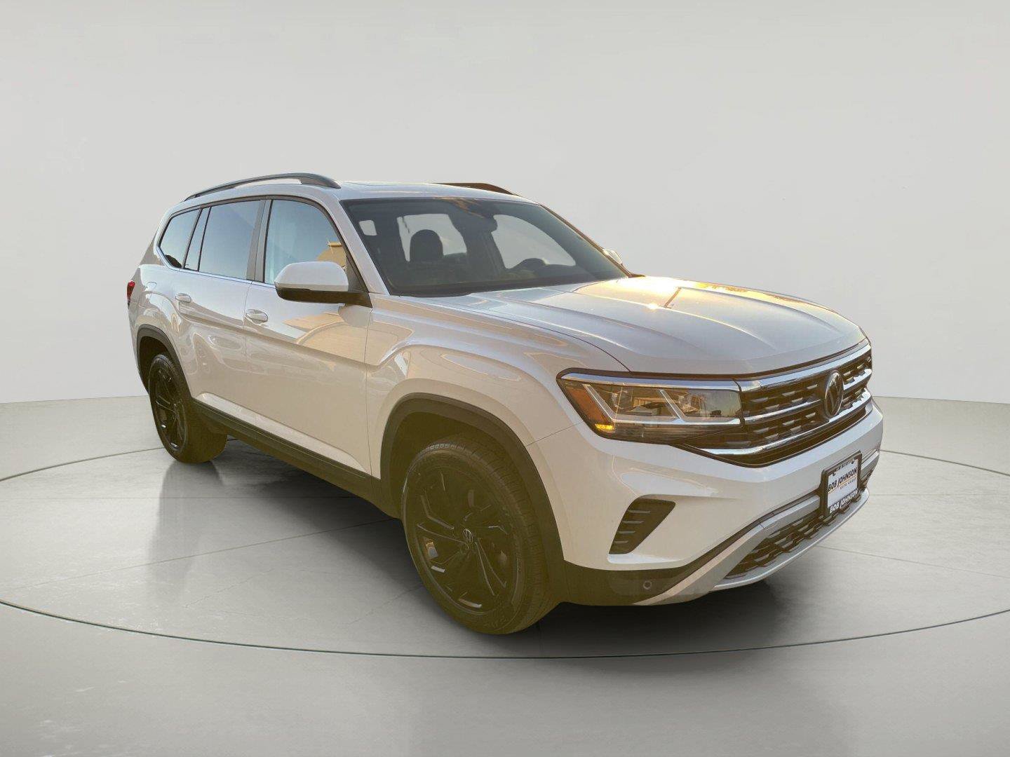 Used 2022 Volkswagen Atlas SE AWD/4WD image 1
