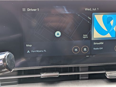 Used 2025 Hyundai Kona SEL FWD image 32