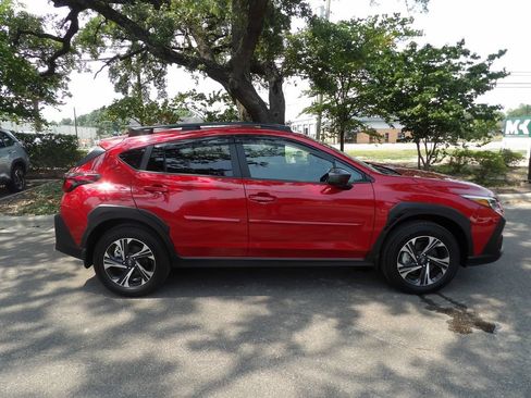 Used 2026 Subaru Crosstrek 2.5i Premium AWD/4WD image 6