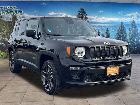 Certified 2021 Jeep Renegade Sport image 3