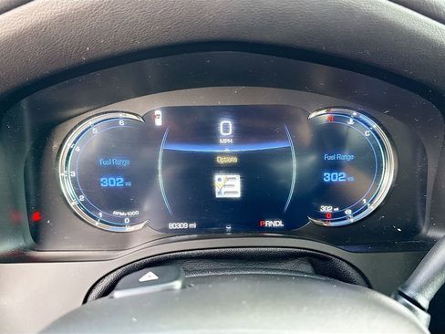 Used 2019 Cadillac Escalade Premium Luxury image 42