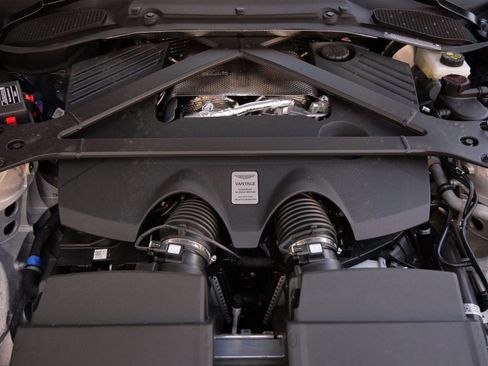 New 2026 Aston Martin V8 Vantage Convertible image 23