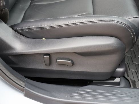 Used 2023 Subaru Outback Touring XT image 11