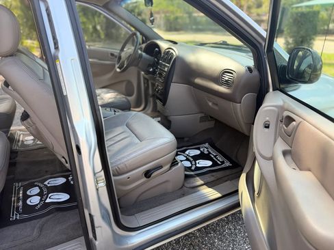Used 2002 Dodge Grand Caravan eX FWD image 8