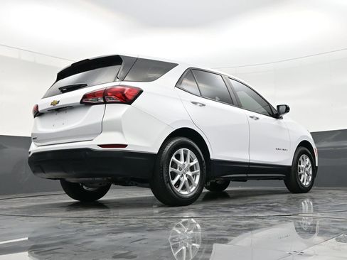 Used 2023 Chevrolet Equinox LS image 25