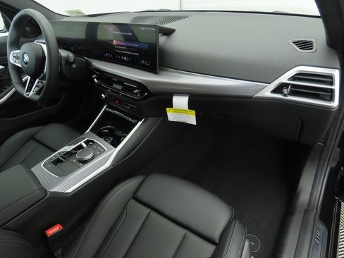 New 2026 BMW 330i Sedan w/ M Sport Package image 17