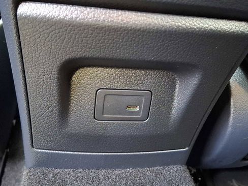 Used 2023 Mercedes-Benz CLA 250 4MATIC image 11