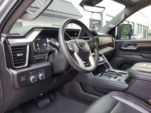 Used 2024 GMC Sierra 3500 Denali w/ Denali Reserve Package AWD/4WD image 20