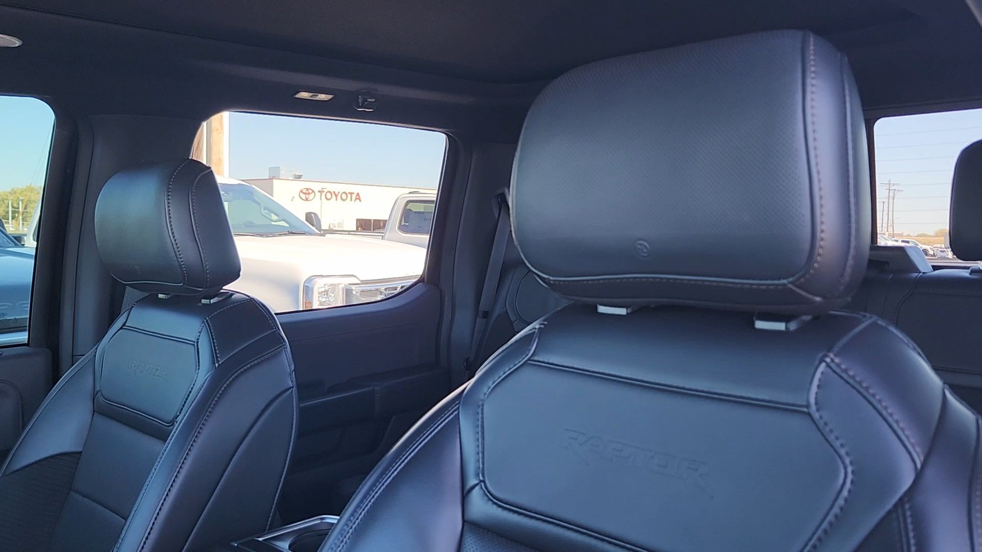 Certified 2023 Ford F150 Raptor w/ Raptor Carbon Fiber Package AWD/4WD image 10