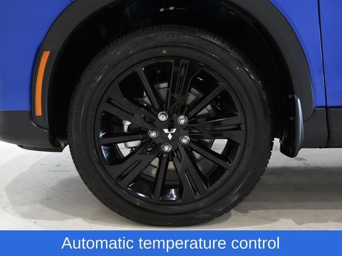 New 2026 Mitsubishi Eclipse Cross LE image 6