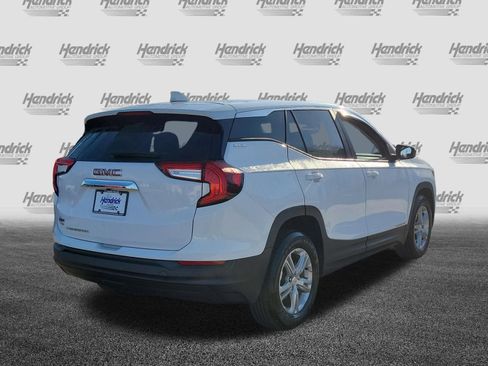 Used 2022 GMC Terrain SLE FWD image 7
