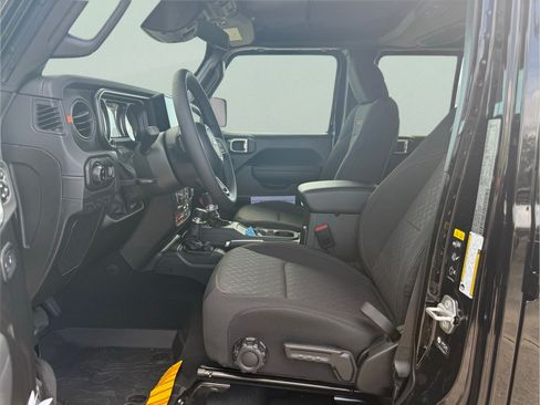 New 2026 Jeep Gladiator Mojave AWD/4WD image 10