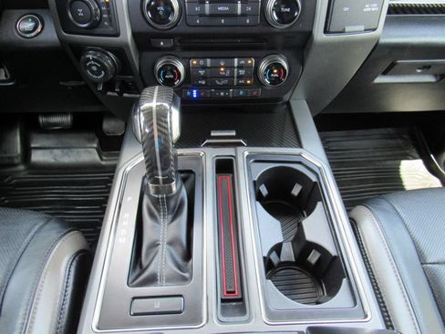 Used 2018 Ford F150 Raptor w/ Equipment Group 802A Luxury AWD/4WD image 22