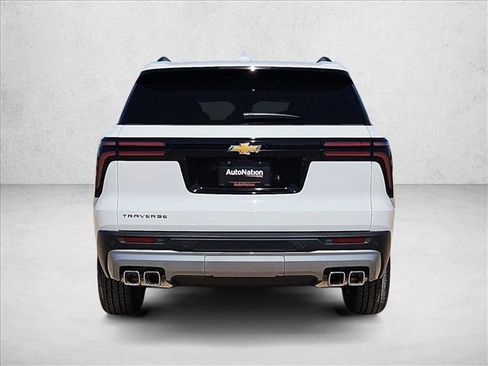 New 2026 Chevrolet Traverse LT w/ LPO, Floor Liner Package image 8
