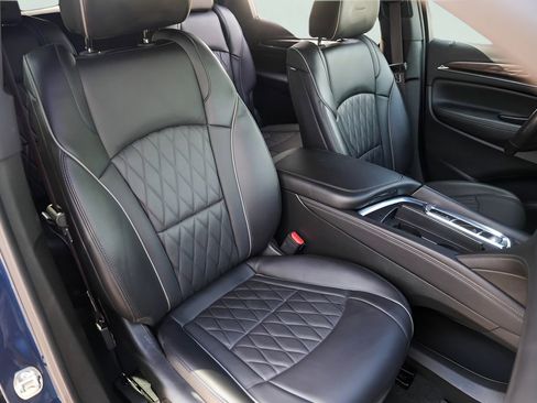 Used 2023 Buick Enclave Avenir w/ Avenir Technology Package image 35