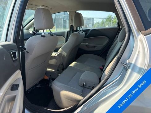 Used 2016 Ford Fiesta SE FWD image 9