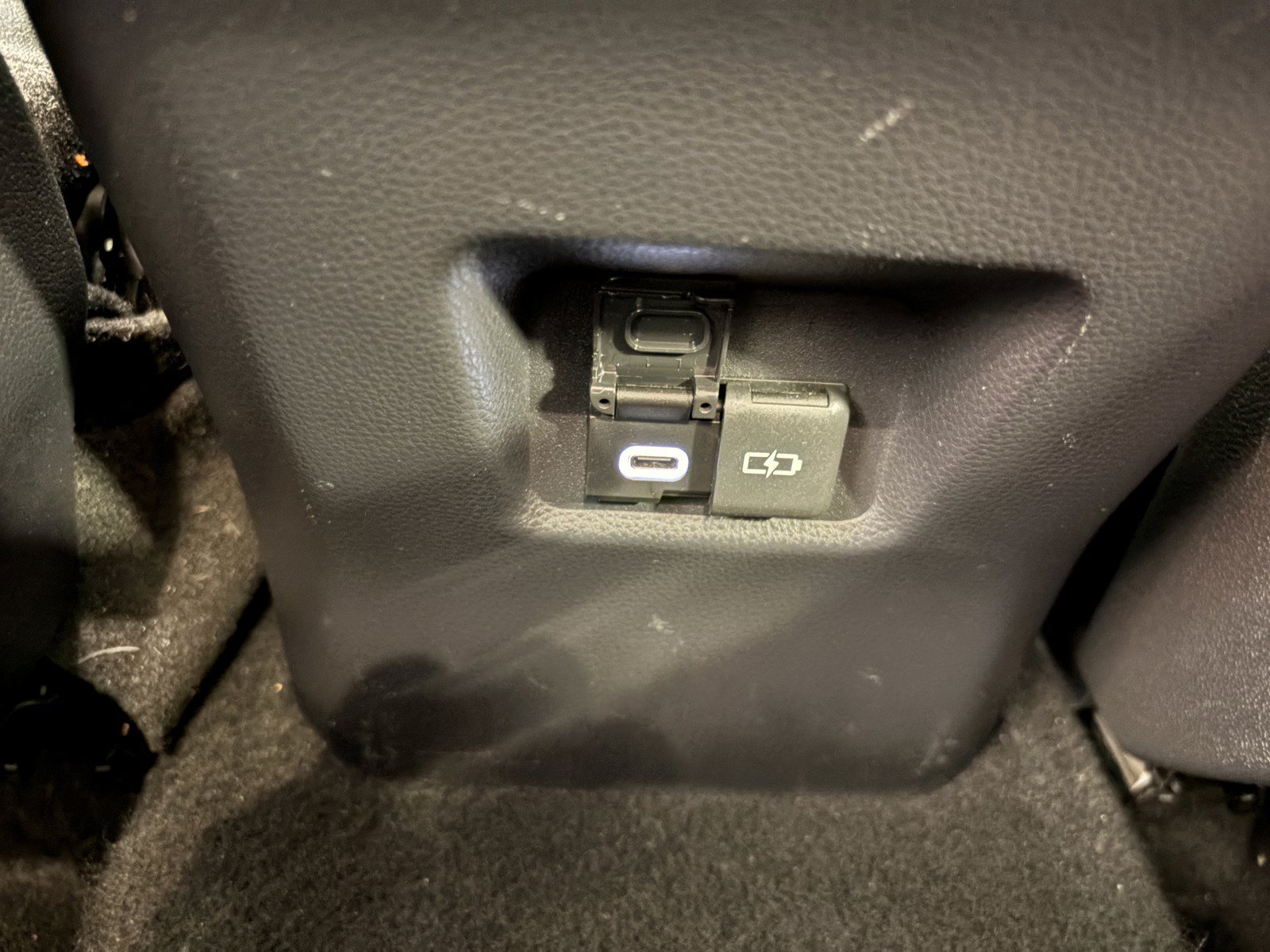 Used 2024 Toyota RAV4 XLE FWD image 14
