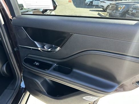 Certified 2023 Lincoln Corsair Standard w/ Equipment Group 101A image 40