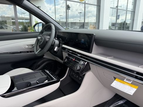 New 2026 Hyundai Tucson Limited AWD/4WD image 25