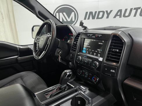 Used 2018 Ford F150 XLT w/ Equipment Group 302A Luxury AWD/4WD image 19