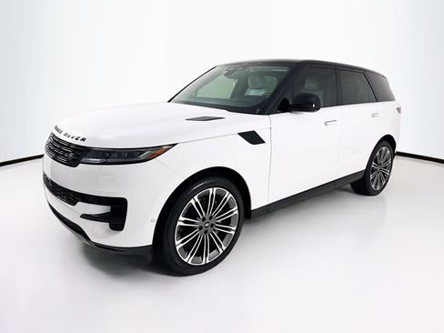 Used 2024 Land Rover Range Rover Sport SE AWD/4WD image 3