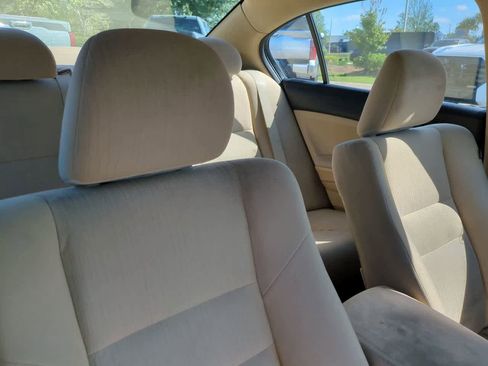 Used 2012 Honda Accord LX image 7