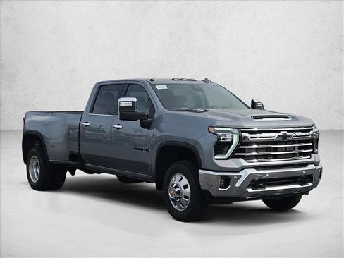 New 2026 Chevrolet Silverado 3500 LTZ w/ LTZ Convenience Package image 7
