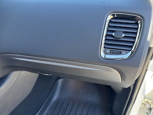 Used 2020 Dodge Durango R/T w/ Blacktop Package image 21