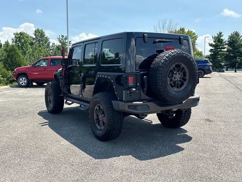 Used 2016 Jeep Wrangler Unlimited Sahara AWD/4WD image 7