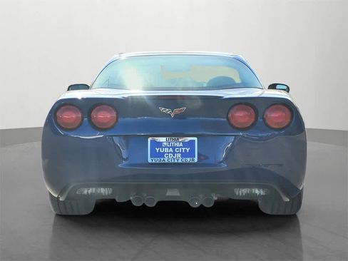 Used 2005 Chevrolet Corvette Coupe w/ Preferred Equipment Group image 5