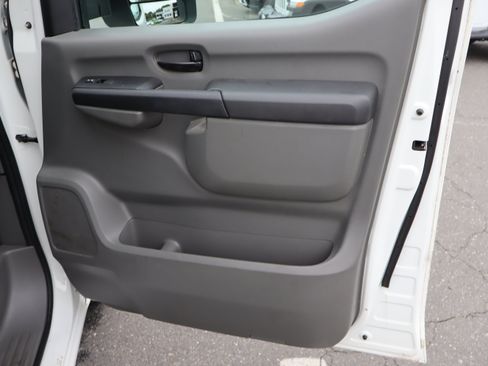 Used 2021 Nissan NV 2500 SV w/ Back Door Glass Package RWD image 34