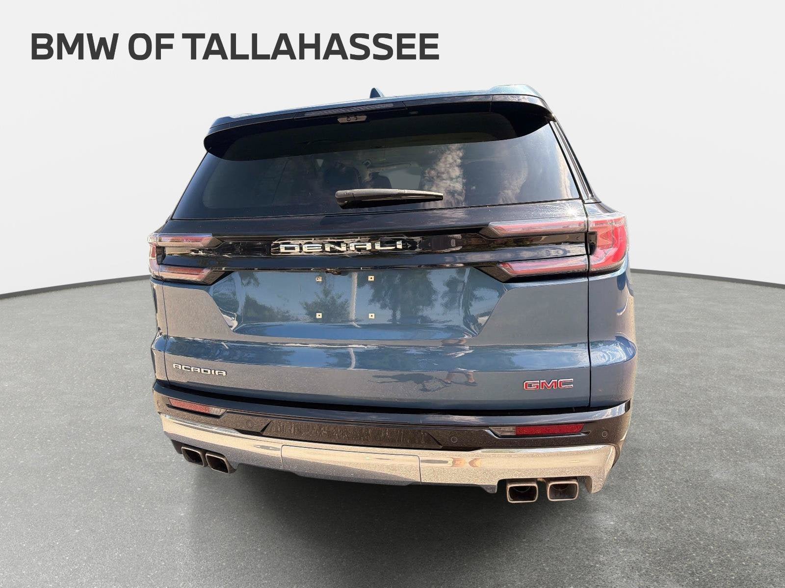 Used 2024 GMC Acadia Denali w/ Super Cruise Package FWD image 7