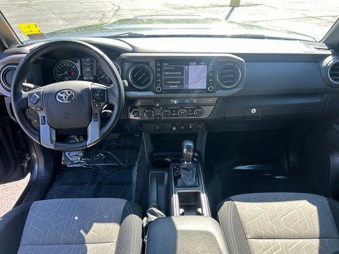 Certified 2023 Toyota Tacoma TRD Sport AWD/4WD image 12