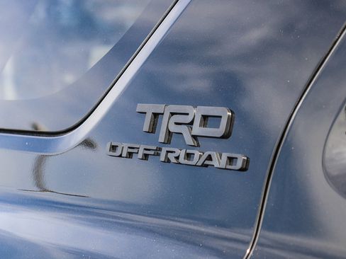 Used 2025 Toyota 4Runner TRD Off-Road Premium w/ Tow Technology Package image 9