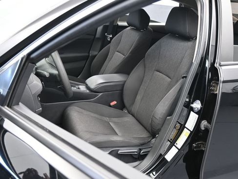 Used 2024 Honda Accord LX image 10