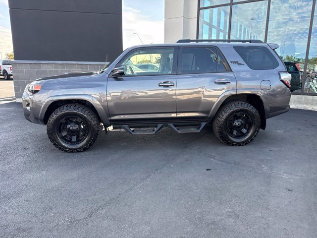 Used 2023 Toyota 4Runner TRD Off-Road Premium w/ Off Road Premium Plus Package AWD/4WD image 3