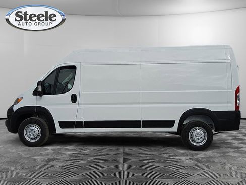 New 2026 RAM ProMaster 2500 w/ Convenience Group FWD image 2