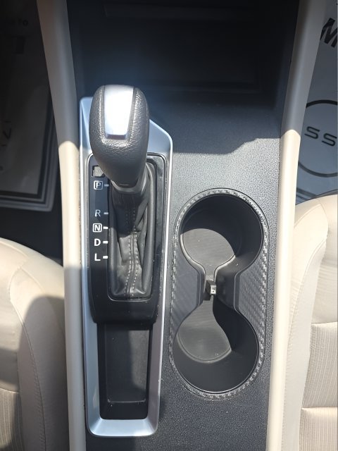 Certified 2025 Nissan Altima 2.5 SV FWD image 16
