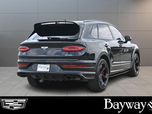 Used 2024 Bentley Bentayga AWD/4WD image 7