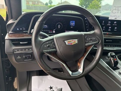 Used 2023 Cadillac Escalade Sport Platinum AWD/4WD image 14