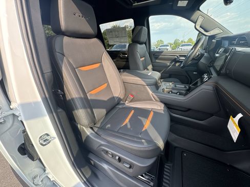 New 2026 GMC Sierra 2500 AT4 w/ AT4 Premium Plus Package AWD/4WD image 26