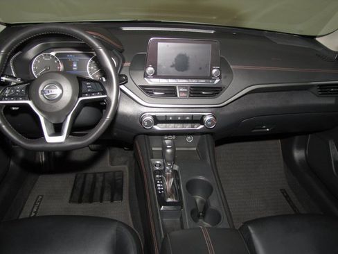 Used 2020 Nissan Altima 2.5 SR image 14