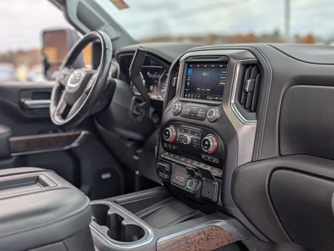 Used 2021 GMC Sierra 3500 Denali w/ Denali Ultimate Package image 59