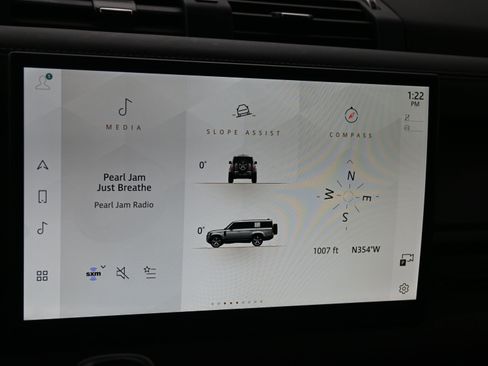 Certified 2023 Land Rover Defender 130 X-Dynamic SE image 15