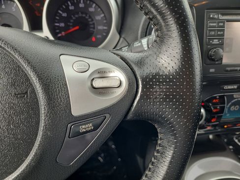 Used 2012 Nissan Juke SL AWD/4WD image 24