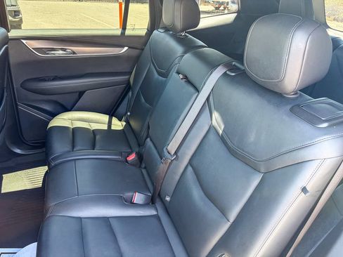 Certified 2024 Cadillac XT6 Luxury w/ LPO, Floor Liner Package FWD image 32