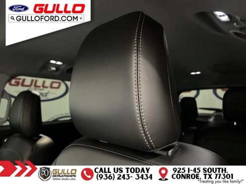 Certified 2023 Ford Explorer XLT w/ Equipment Group 202A RWD image 19