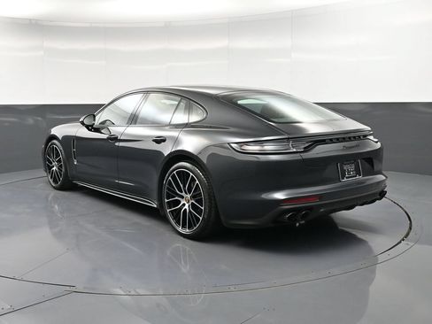 Used 2023 Porsche Panamera 4 Platinum Edition AWD/4WD image 3